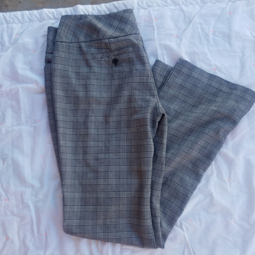 Elle Glen Plaid Gray Dress Pants